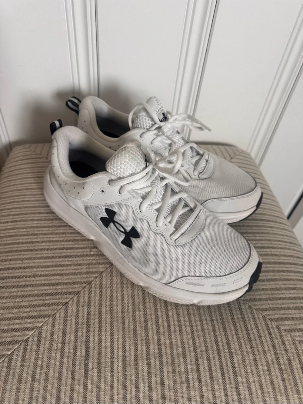 Under Armour Men’s White and Black Running Shoes